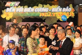 Đường hoa của TPHCM sẽ hướng về biển đảo 