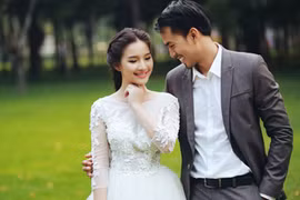 Vợ Duy Nhân hé lộ điều gì về người chồng quá cố? 