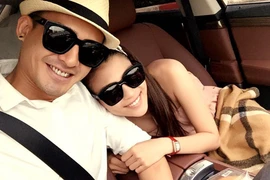 Ảnh hạnh phúc của Lương Thế Thành - Thúy Diễm sau kết hôn