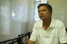 Cha hiến da ghép cho con gái bị bỏng nặng