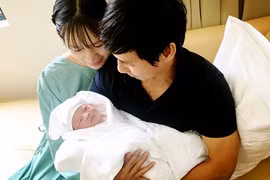 Vợ Lý Hải sinh con thứ 4 nặng 3kg