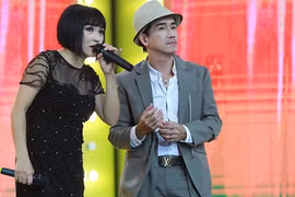 Phương Thanh nén chặt nỗi đau khi Minh Thuận qua đời