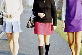 Khuyến cáo công chức không được xăm hình, mặc váy ngắn