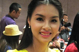 Soi điểm yếu duy nhất trên gương mặt tân Hoa hậu Biển