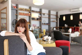 Ca sĩ Hari Won giải thích hiểu lầm ghét về Việt Nam