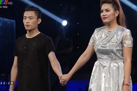 Việt Thắng tạm dẫn trước Janice Phương tại chung kết Vietnam Idol