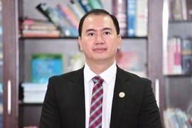 Giá vàng tăng cao, việc “mừng cưới bằng vàng” trở thành nỗi lo 