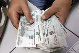 Nga tuyên bố khủng hoảng đồng rúp chấm dứt