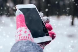 Thói quen dễ gây hỏng thiết bị điện tử nhiều người có... cần bỏ ngay