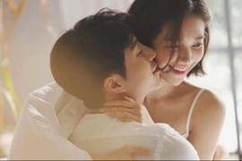 5 điều phụ nữ có thể làm để khiến đàn ông yêu từ cái nhìn đầu tiên