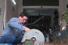 Cụm khóa phanh tự động chặn giữ thang máy khi xảy ra sự cố