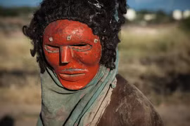 Nghi lễ cúng tế kỳ lạ của bộ tộc bí ẩn ở châu Phi