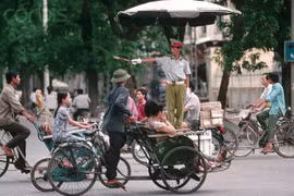 Trang phục Cảnh sát giao thông qua các thời kỳ thay đổi thế nào? 