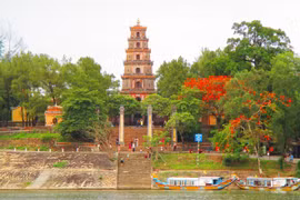 Vì sao Huế được gọi là đất Thần Kinh?