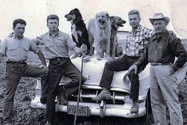 Xem lại ảnh cũ của các ông bố thời xưa 