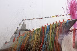 Tàu khu trục Type 055 Trung Quốc mang 64 hay 128 tên lửa?