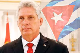 Chủ tịch Cuba đã đến Hà Nội, thăm hữu nghị chính thức Việt Nam