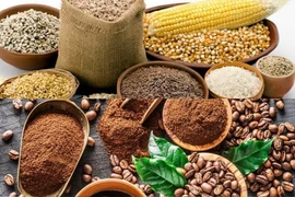 Thị trường ngày 9/5: Quặng sắt, dầu, cao su đồng loạt tăng cao