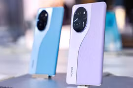 HONOR 100 series ra mắt: Trang bị Snapdragon 7 Gen 3, thiết kế lạ mắt