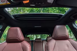 5 công dụng của cửa sổ trời trên xe ô tô, có thể bạn chưa biết