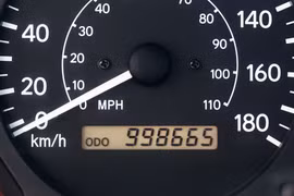 Mẹo nhận biết xe bị tua công-tơ-mét đơn giản