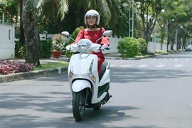 7 "mẹo" đi xe ga tiết kiệm xăng bạn nên biết