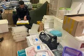 Hà Nội: Phát hiện 3 tấn nguyên liệu thuốc không rõ nguồn gốc