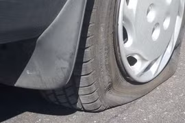 6 lưu ý phòng tránh nổ lốp ô tô khi thời tiết nắng nóng