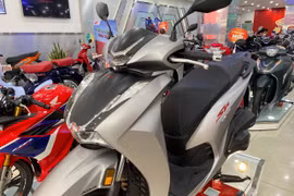 Honda SH giảm mạnh gần 10 triệu đồng tại đại lý