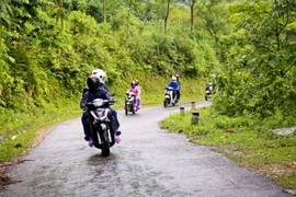 Kỹ năng đi xe tay ga đường đèo dốc bạn cần phải biết