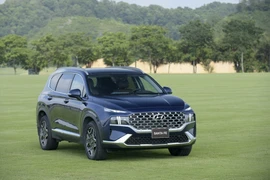 Hyundai SantaFe giảm giá sâu lên tới gần 185 triệu đồng