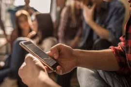 Thời gian người Mỹ đổi điện thoại mới là bao lâu?