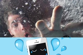 Cách xử lý khi điện thoại rơi xuống biển