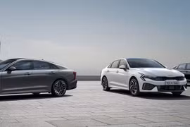 Kia K5 2024 trình làng: Thiết kế ấn tượng, nhiều điểm thú vị