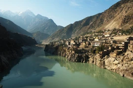 Ngắm nhìn 7 con sông dài, thơ mộng nổi tiếng châu Á