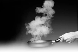 Khói thuốc lá và loạt tác nhân không ngờ gây ung thư phổi