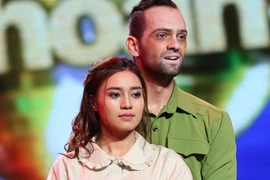 Lan Ngọc nức nở khi dành bốn điểm 10