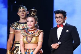 Angela Phương Trinh đỏ mặt vì được khen hết lời