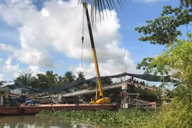 Vụ cầu đang thi công thì sập ở Kiên Giang: Nhà thầu là ai ?