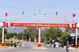 Ninh Thuận: Công ty Liên Hoa 3 ngày liên tiếp trúng 3 gói thầu