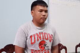 Nhắn tin cho bạn gái đàn em, thiếu niên ở miền Tây bị đánh bầm dập