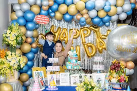 Vì sao chồng cũ Nhật Kim Anh 2 lần xin hoãn phiên tòa tranh chấp quyền nuôi con