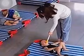 Bạo hành phụ nữ và trẻ em: Tội ác cần lên án