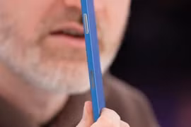 Pin quá “hẹo”, iPhone 17 Air phải chữa cháy bằng độc chiêu này 