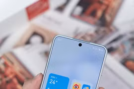 Nhờ một khác biệt, chiếc smartphone 5 triệu này lột xác đẹp long lanh