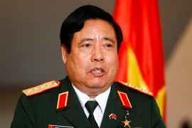 Bộ trưởng BQP Phùng Quang Thanh về nước cuối tháng 7