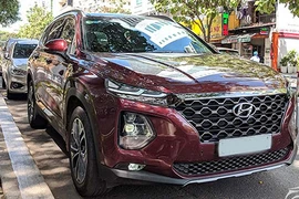 Hyundai SantaFe 2019 máy dầu chạy chán, bán đắt hơn xe mới