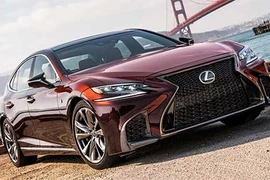 Chi tiết xe sang "giá mềm" Lexus LS 2019 vừa ra mắt
