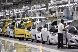 Loạt xe ôtô nhập khẩu giá rẻ về Việt Nam tăng "khủng"