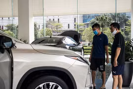 Loạt ôtô "hàng hot" đang được giảm phí trước bạ trong tháng 7/2021